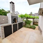 Villa Gold *